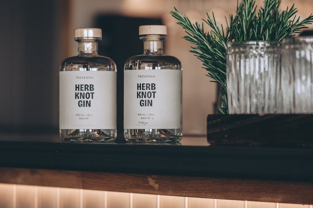 Herb Knot Gin