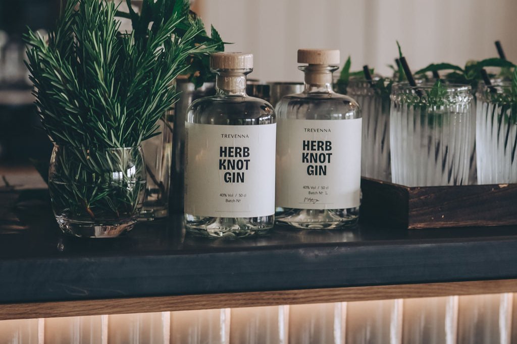 Herb Knot Gin
