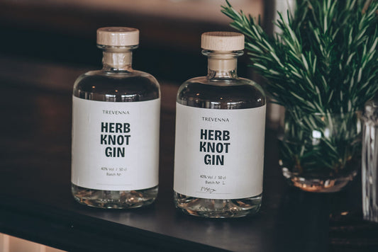Herb Knot Gin